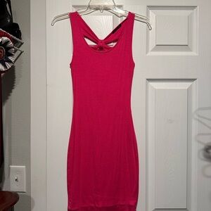 Elegant Pink Sleeveless Dress